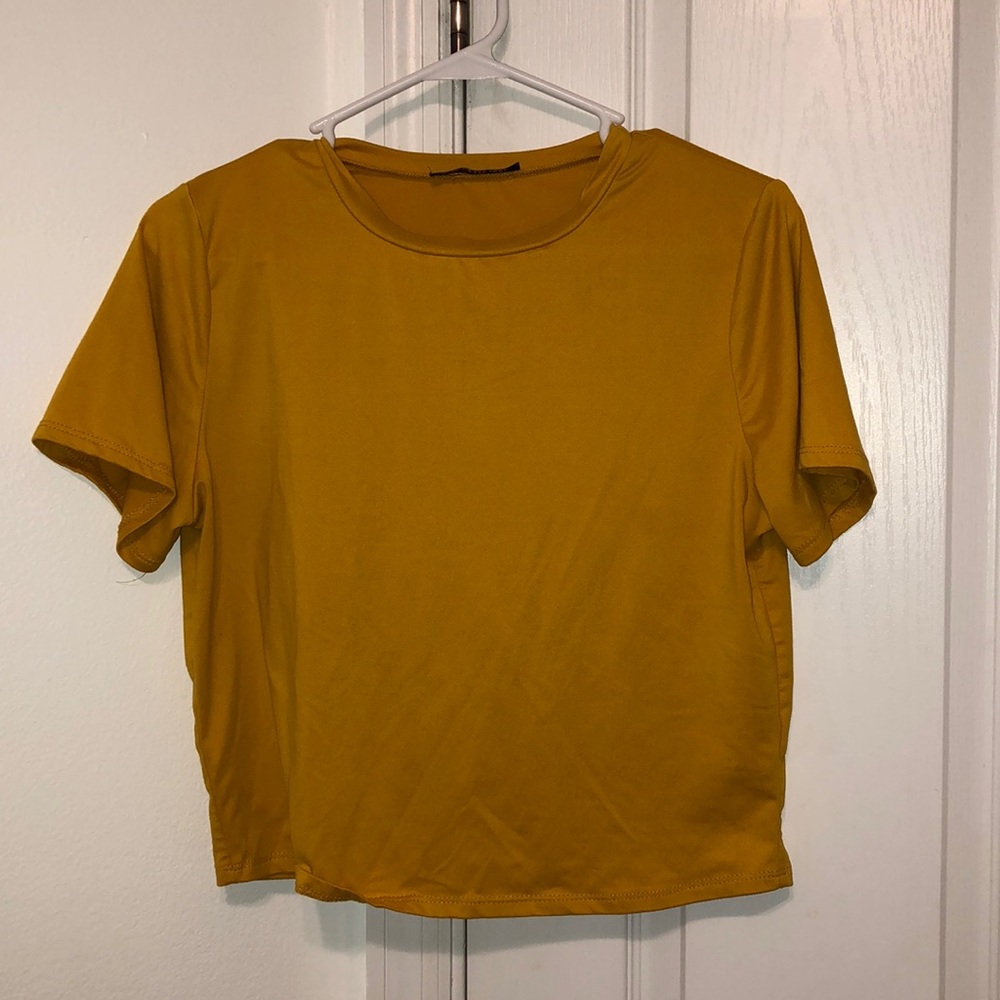 yellow tshirt